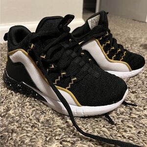 Shaq black and gold hightop sneakers